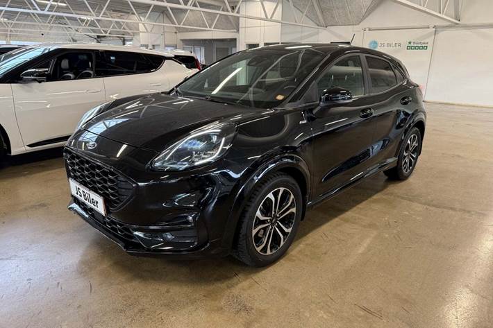 Sort Ford Puma fra 2020