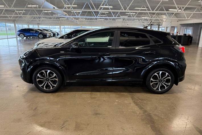 Sort Ford Puma fra 2020