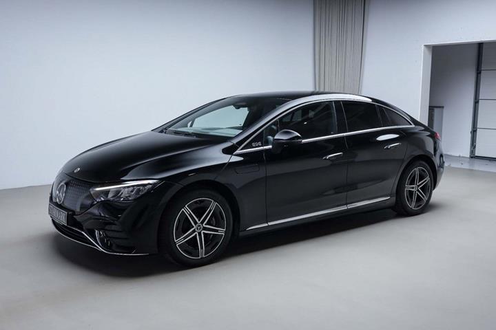 Sort Mercedes EQE350+ fra 2026