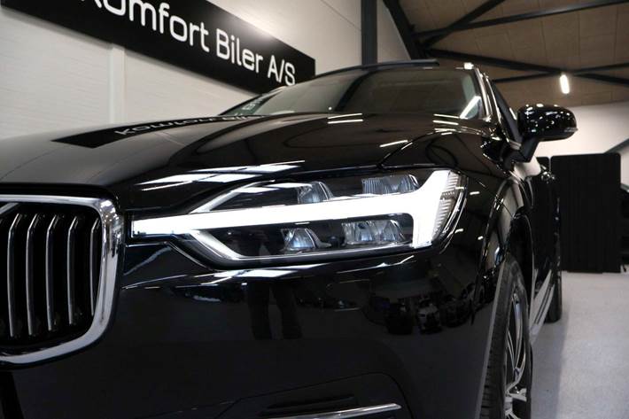 Sort Volvo XC60 fra 2021