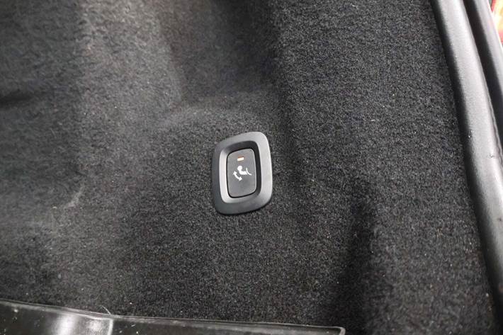 Sort Volvo XC60 fra 2021