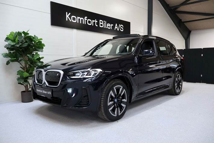 Sort BMW iX3 fra 2022