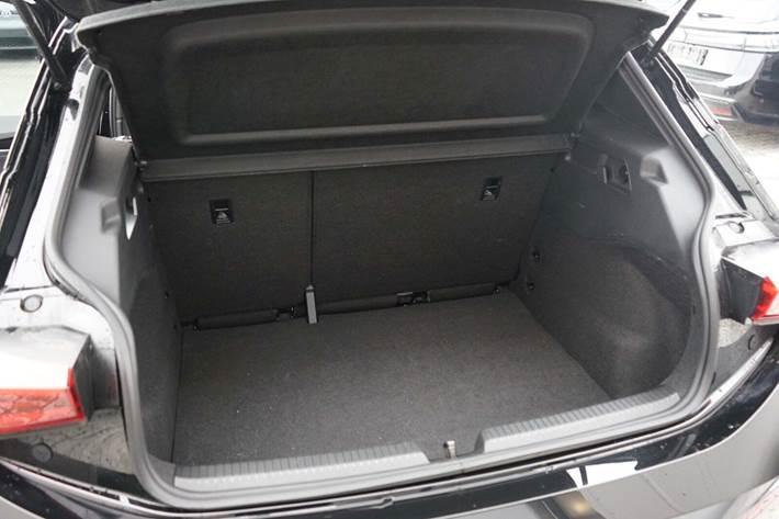 Sort Cupra Born fra 2024