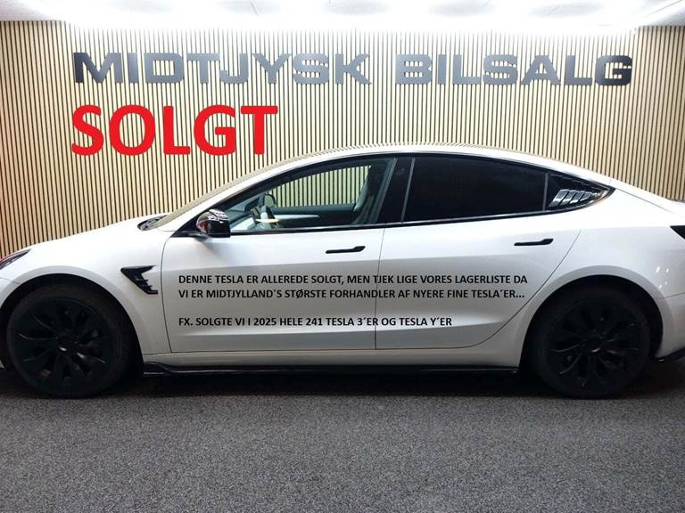 Tesla Model 3 Performance AWD