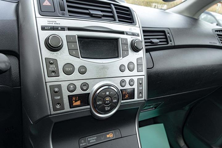 undefined Toyota Verso fra 2011