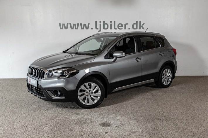 Grå Suzuki S-Cross fra 2016