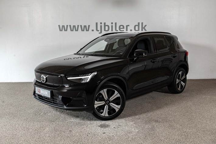 Sort Volvo XC40 fra 2023