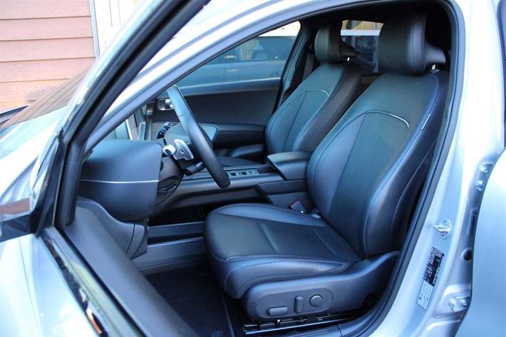 Sølv Hyundai Ioniq 6 fra 2023