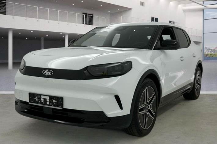 Hvid Ford Capri fra 2025