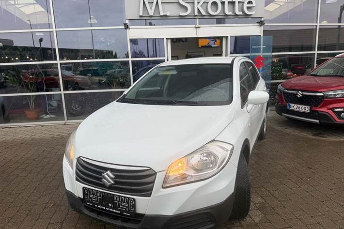 undefined Suzuki S-Cross fra 2016