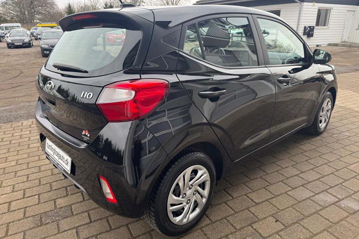Sort Hyundai i10 fra 2021