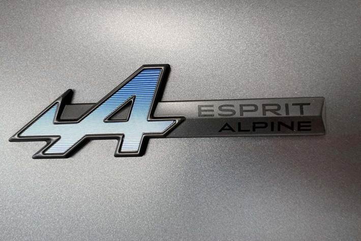 Grå Renault Megane E-Tech fra 2026