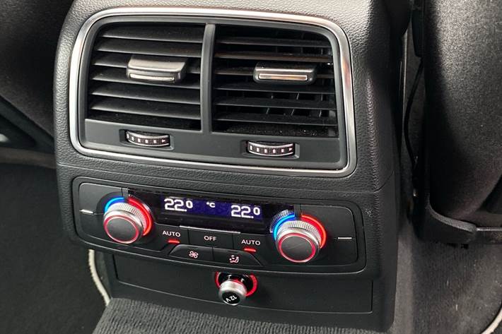 Sort Audi A6 fra 2015