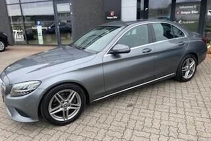 Sort Mercedes C220 d fra 2018