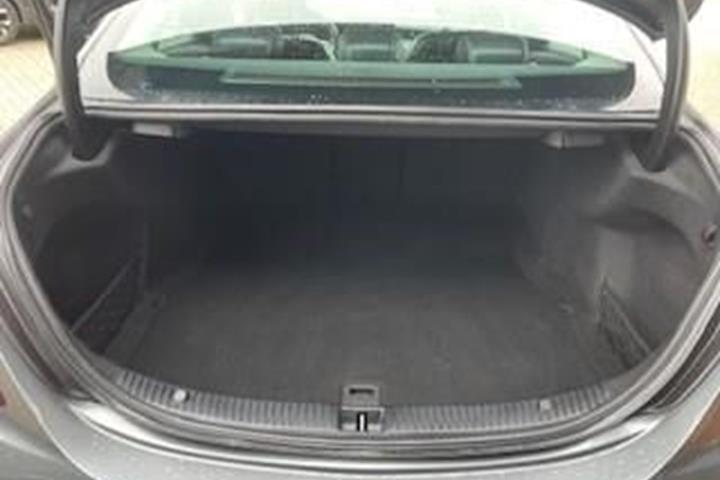 Sort Mercedes C220 d fra 2018