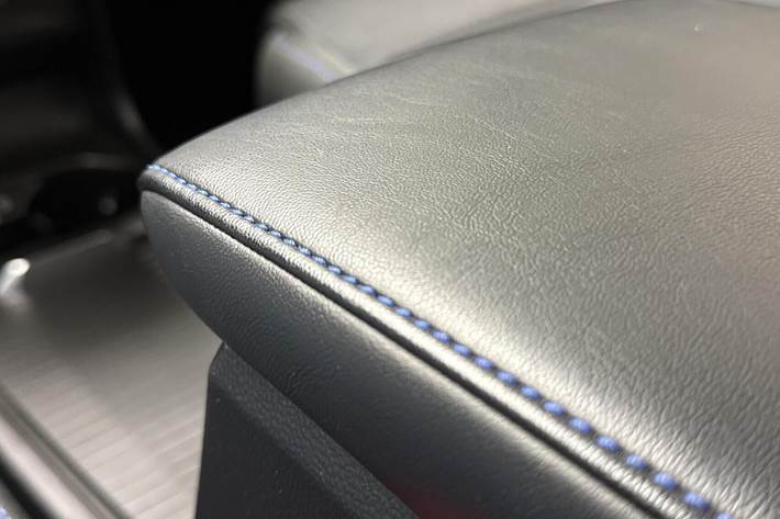 Grå MG MG4 Electric fra 2023