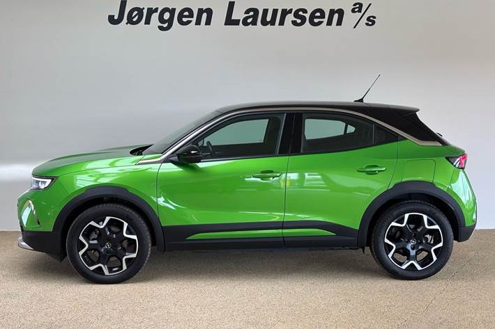 Grøn Opel Mokka-e fra 2023