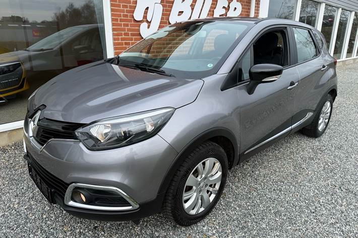 Sort Renault Captur fra 2016