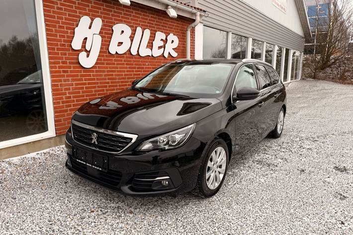 Sort Peugeot 308 fra 2019