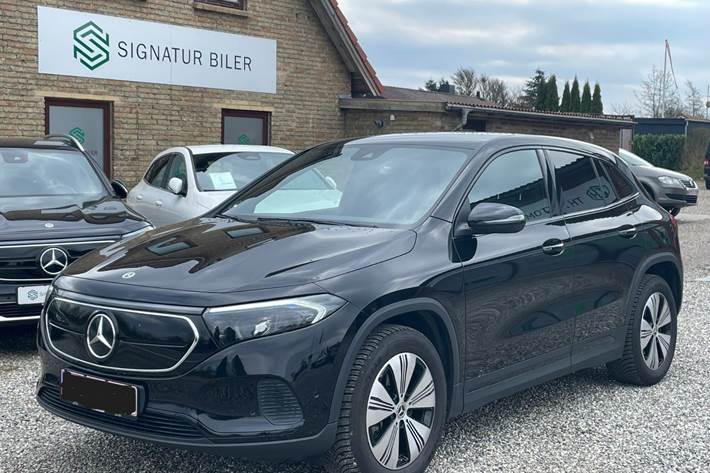 Sort Mercedes EQA250 fra 2023