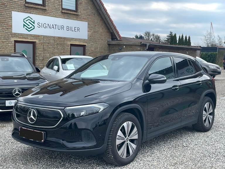 Mercedes EQA250