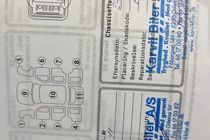 Sølv Mitsubishi Lancer fra 2010