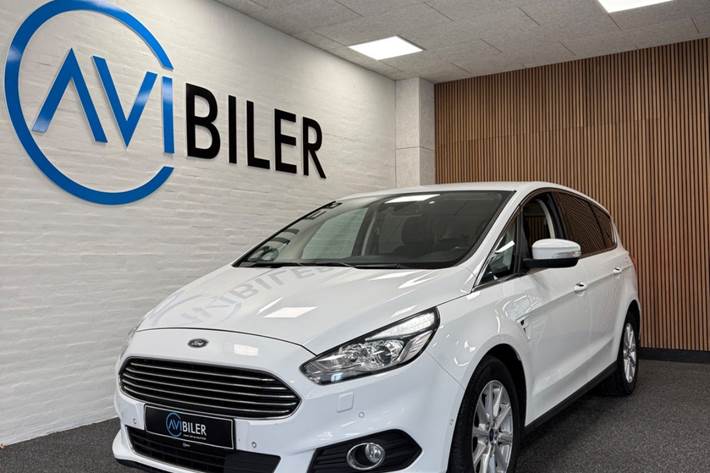 Hvid Ford S-MAX fra 2018