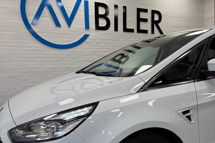 Hvid Ford S-MAX fra 2018