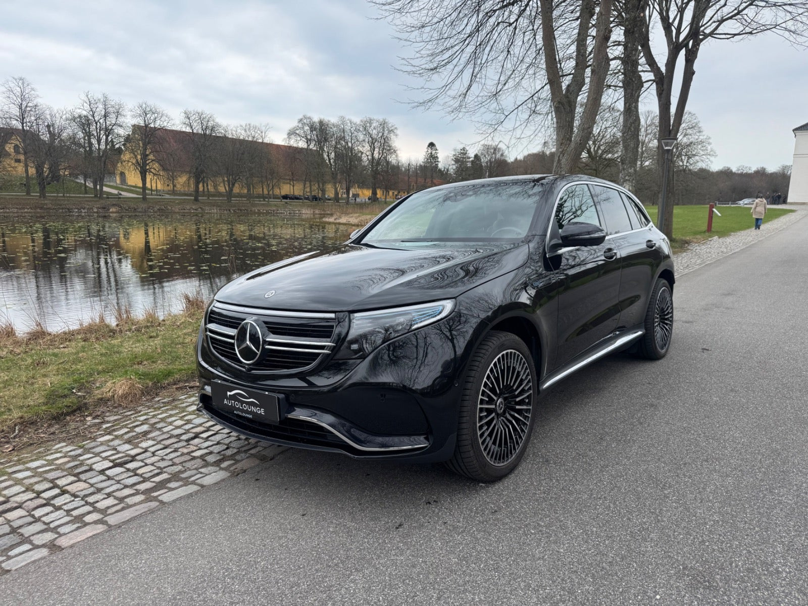 Sort Mercedes EQC400 fra 2022