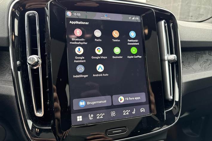 Grå Volvo EC40 fra 2025