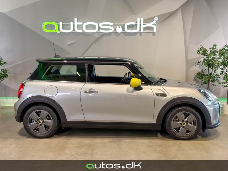 Mini Cooper SE Classic Trim