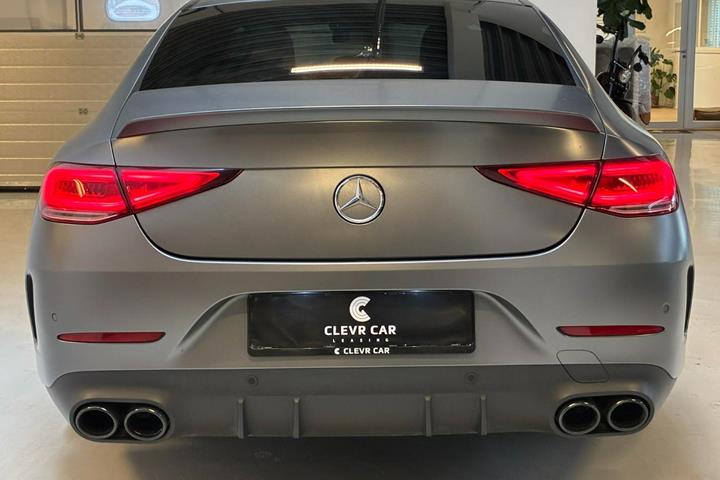 Grå Mercedes CLS53 fra 2019 set udefra