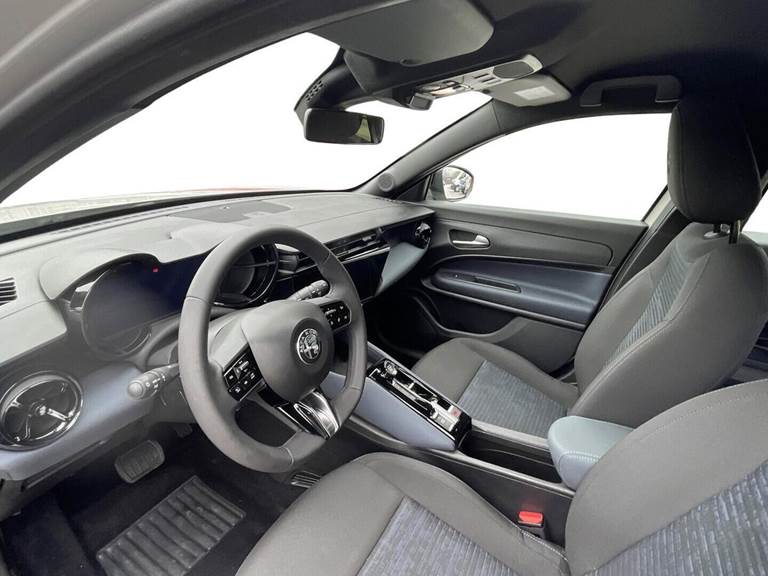 Alfa Romeo Junior Elettrica Core