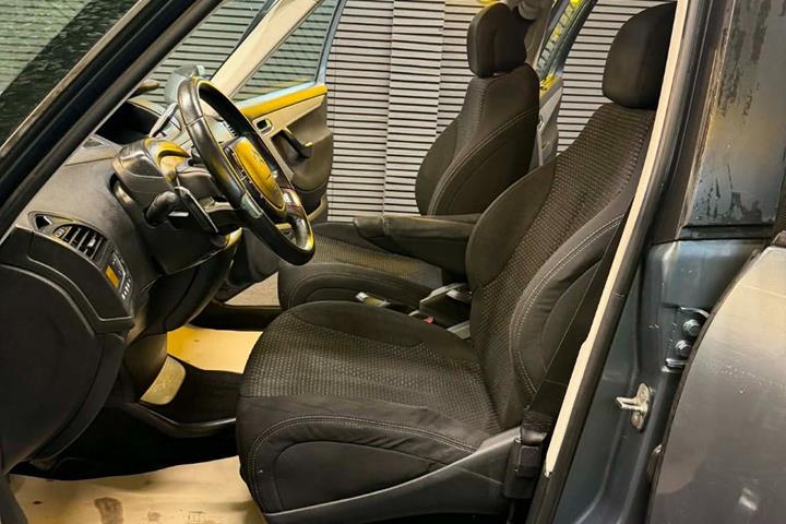 undefined Citroën Grand C4 Picasso fra 2009