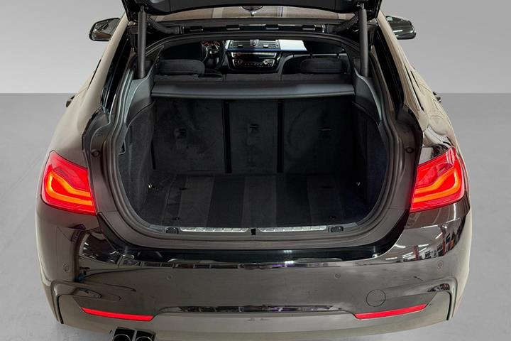 Sort BMW 420i fra 2019