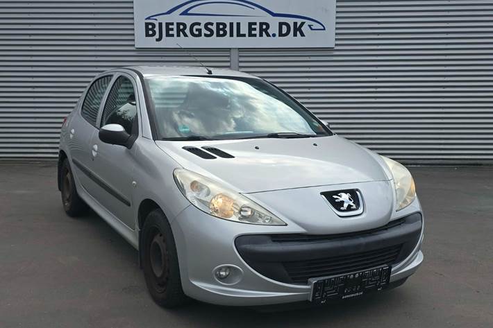 undefined Peugeot 206+ fra 2012 set udefra