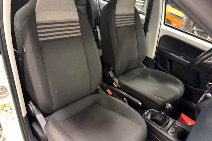 Hvid VW UP! fra 2018