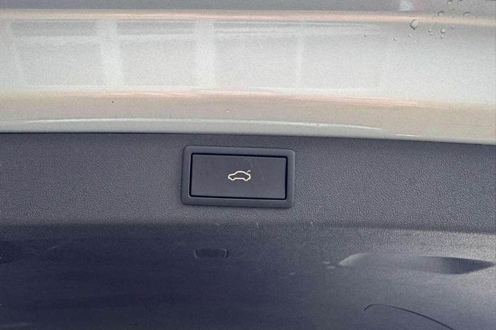 Sølv Skoda Enyaq fra 2025