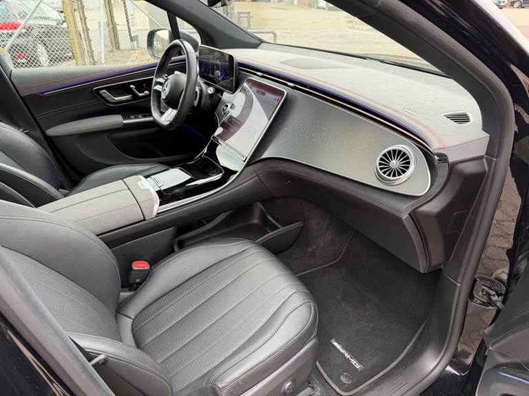 Mercedes EQS450+ SUV AMG Line