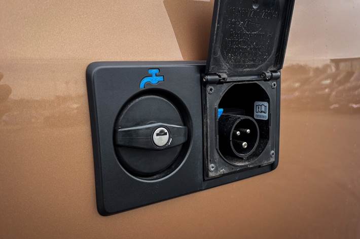 Hvid VW California fra 2023