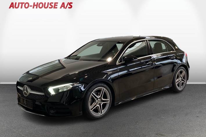 Rød Mercedes A200 d fra 2022