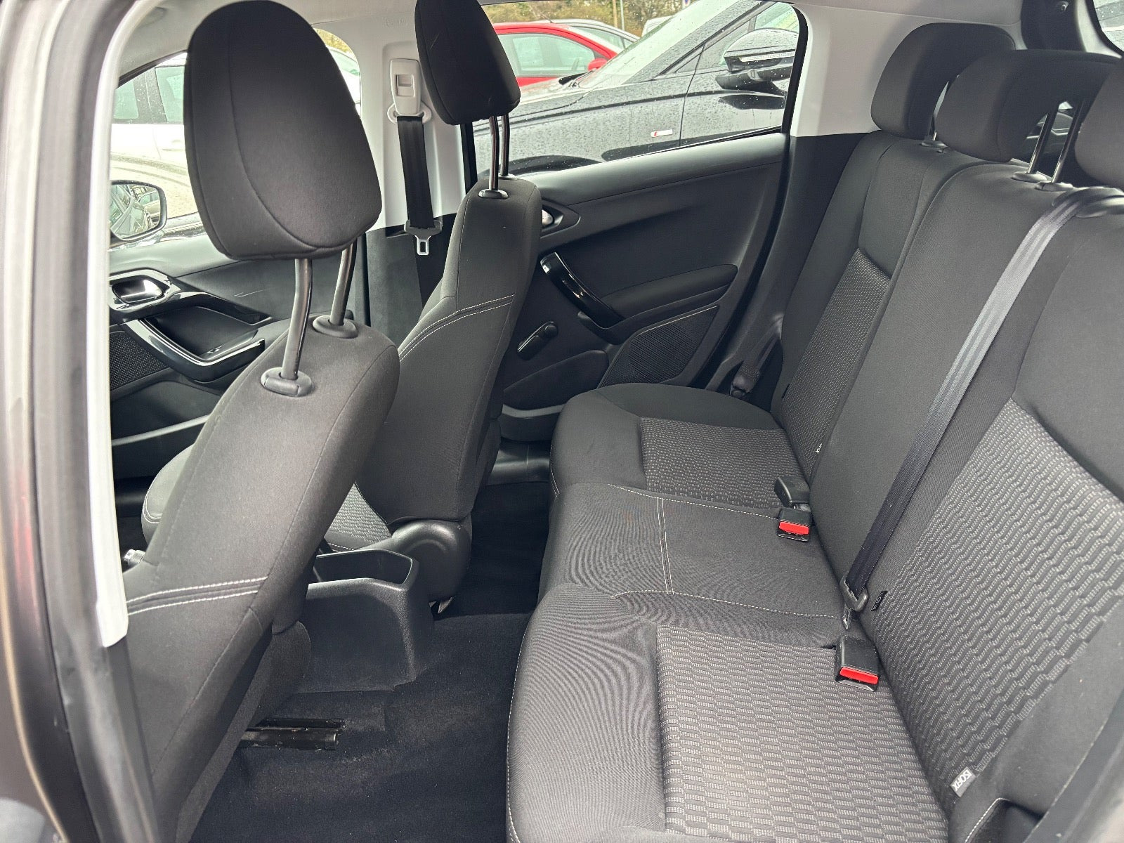 undefined Peugeot 208 fra 2019