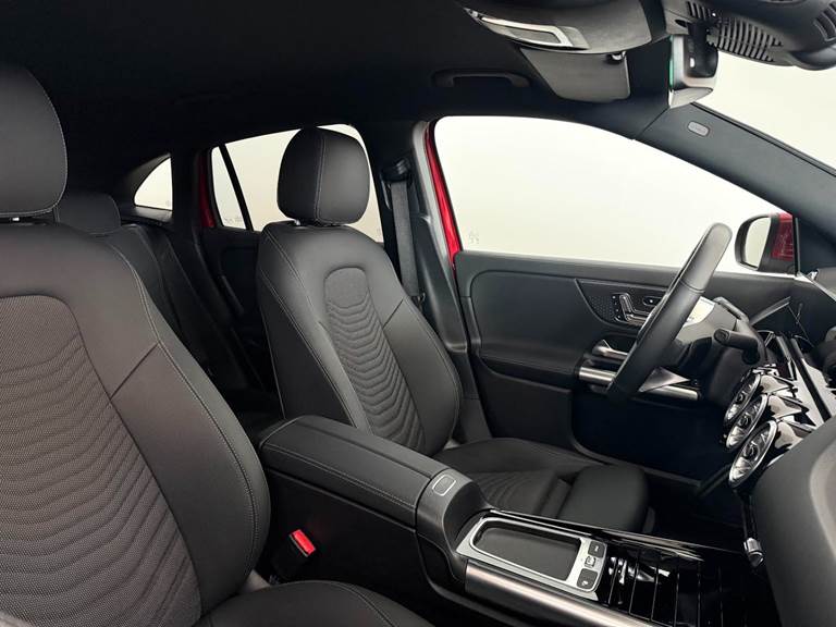 Mercedes EQA300 Progressive 4Matic