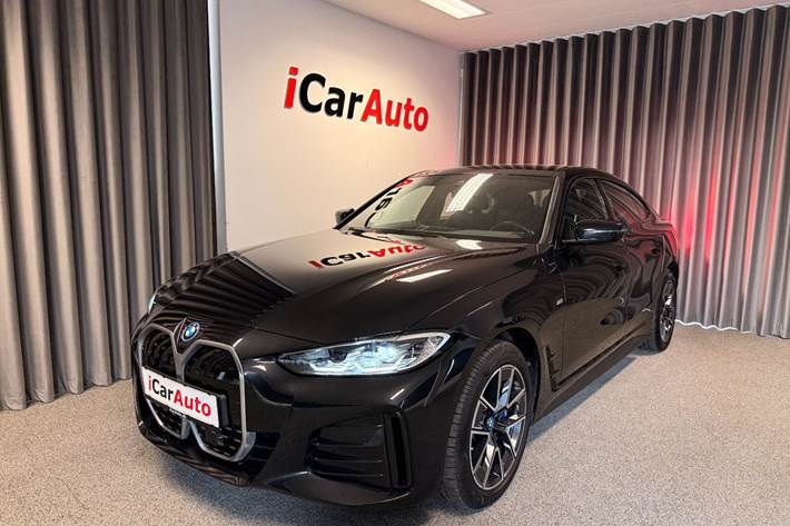 Sort BMW i4 fra 2024