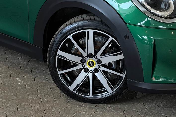 Grøn Mini Cooper SE fra 2023