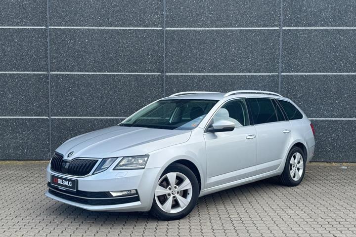 Sølv Skoda Octavia fra 2018