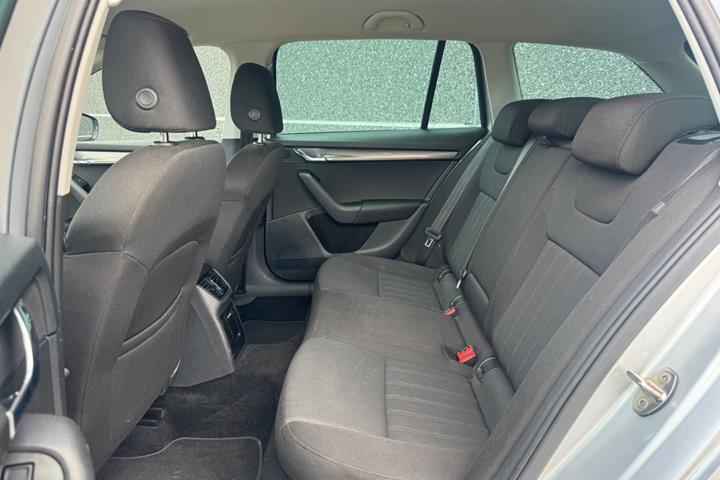 Sølv Skoda Octavia fra 2018