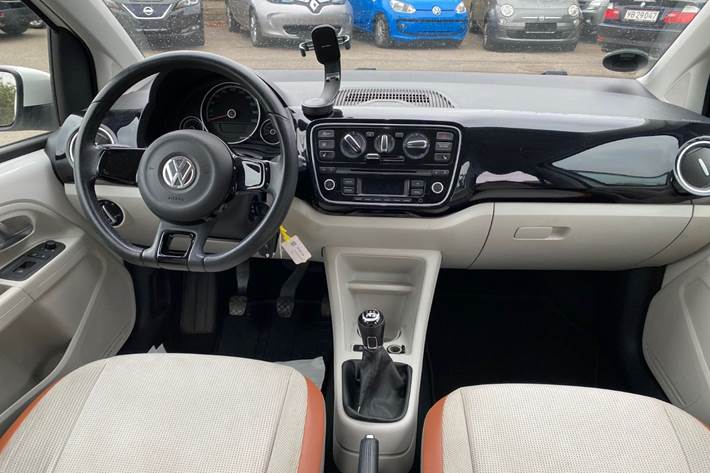 Hvid VW UP! fra 2013