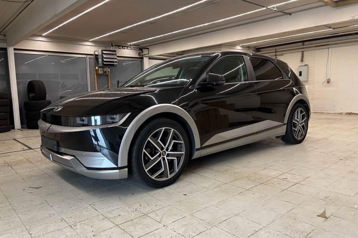 Sort Hyundai Ioniq 5 fra 2022