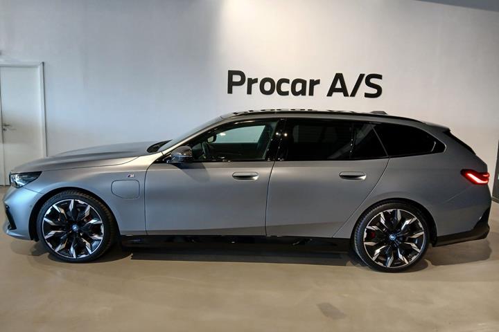 undefined BMW 530e fra 2024